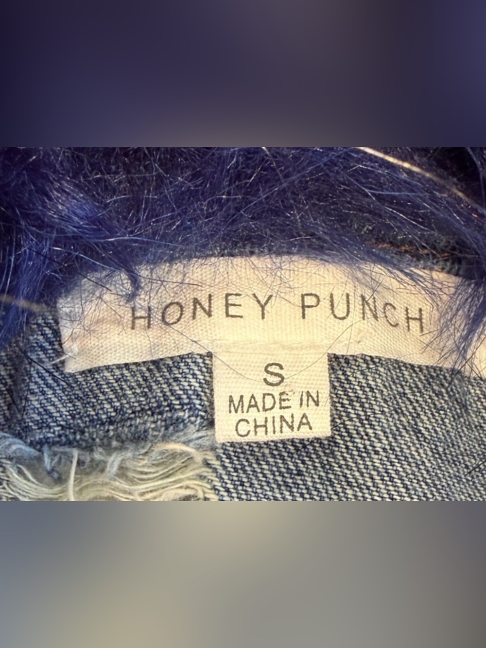 HONEY PUNCH Women’s Denim Acid Wash Jacket Removable Blue Faux Fur Collar Size S - Picture 3 of 9